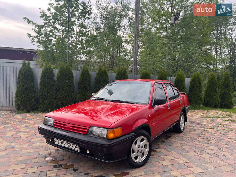 Седан Nissan Sunny 1987 в Долине