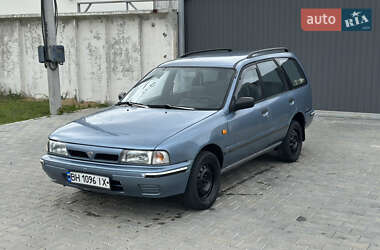 Седан Nissan Sunny 1994 в 