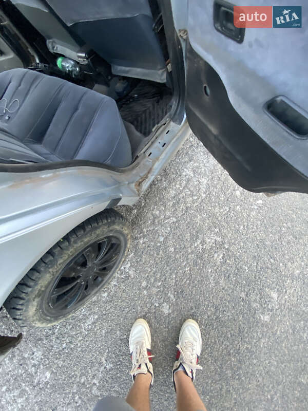 Седан Nissan Sunny 1991 в Бучачі