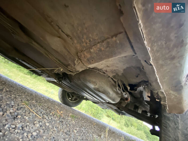 Седан Nissan Sunny 1991 в Бучачі