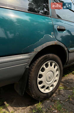 Седан Nissan Sunny 1997 в 