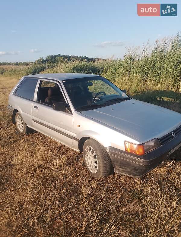 Хэтчбек Nissan Sunny 1988 в Арбузинке фото 5 Хэтчбек Nissan Sunny 1988 в Арбузинке