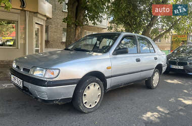Седан Nissan Sunny 1993 в Подільську