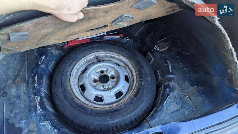 Седан Nissan Sunny 1994 в Львове фото 18 Седан Nissan Sunny 1994 в Львове