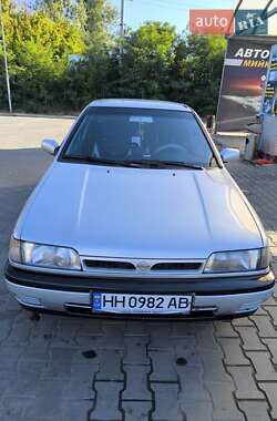 Седан Nissan Sunny 1994 в Одессе