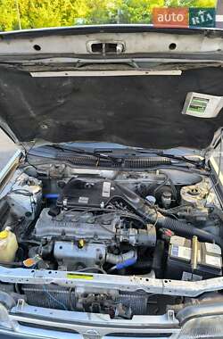 Седан Nissan Sunny 1994 в Одесі