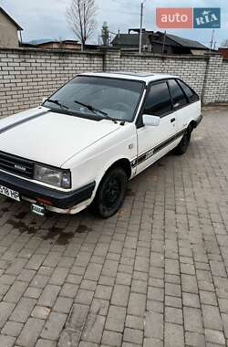 Купе Nissan Sunny 1985 в Перегінське