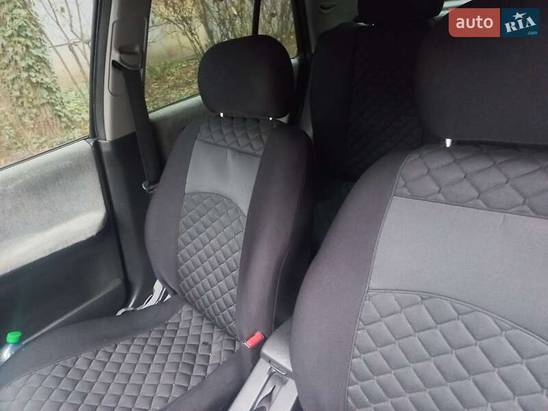 Универсал Nissan Sunny 1992 в Одессе