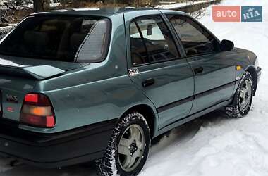 Седан Nissan Sunny 1995 в Надворной