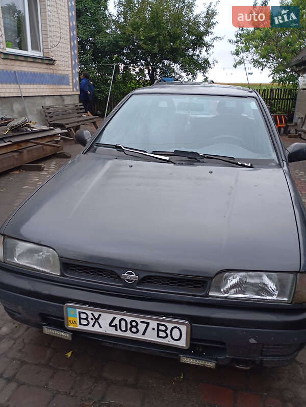 Nissan Sunny 1993