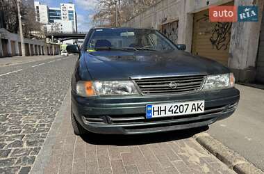Седан Nissan Sunny 1997 в Одесі
