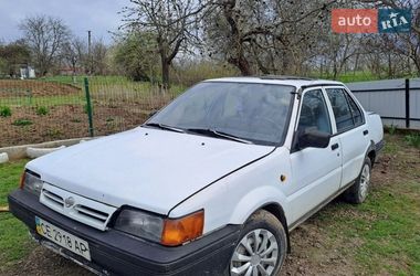 Седан Nissan Sunny 1987 в Немирове
