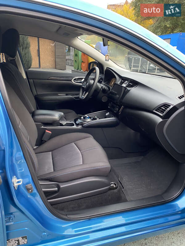 Седан Nissan Sylphy 2018 в Дніпрі