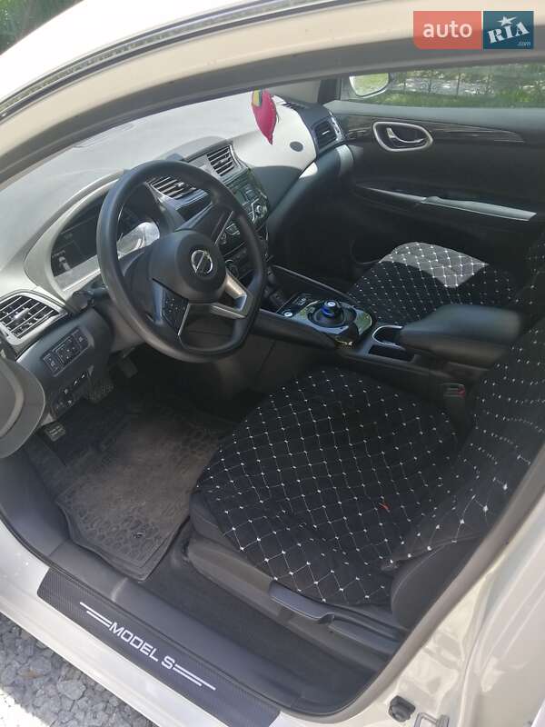 Седан Nissan Sylphy 2019 в Львові