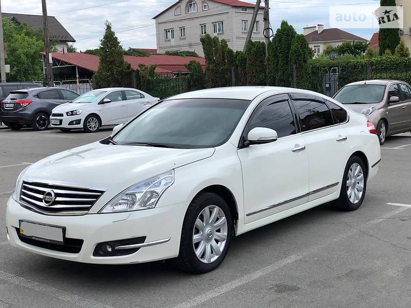 Седан Nissan Teana 2012 в Киеве