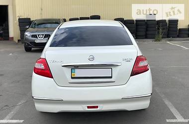 Седан Nissan Teana 2012 в Киеве