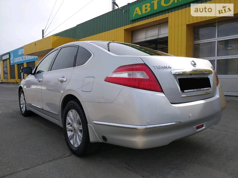 Седан Nissan Teana 2008 в Харкові