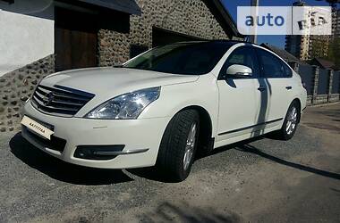 Седан Nissan Teana 2012 в 