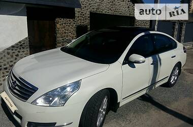 Седан Nissan Teana 2012 в 