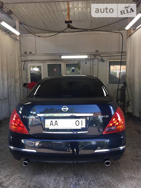 Седан Nissan Teana 2007 в Києві