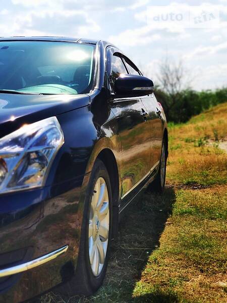 Седан Nissan Teana 2010 в Николаеве