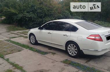 Седан Nissan Teana 2010 в Кривом Роге