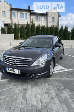 Седан Nissan Teana 2008 в Ровно