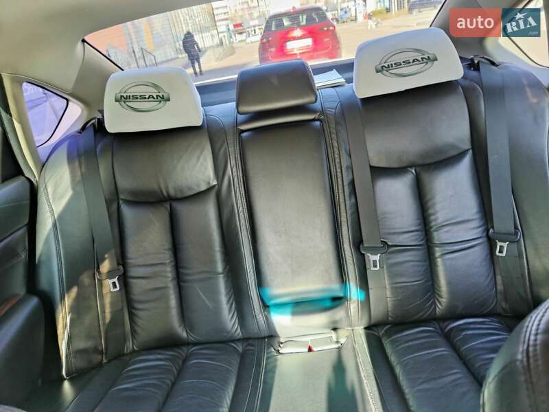 Седан Nissan Teana 2010 в Вишневом