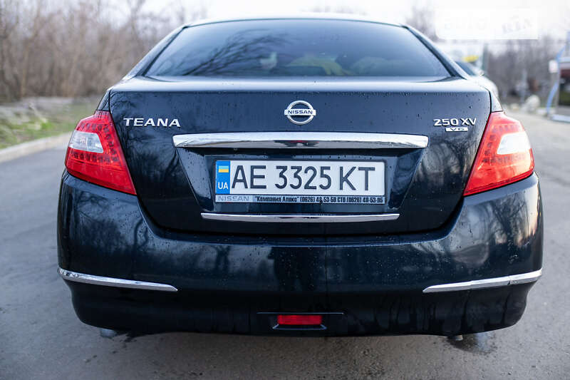 Седан Nissan Teana 2008 в Синельниково