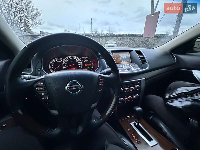 Седан Nissan Teana 2011 в Хмельницком