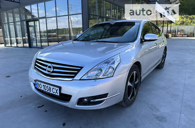 Седан Nissan Teana 2010 в Теребовле