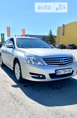 Седан Nissan Teana 2010 в Житомирі