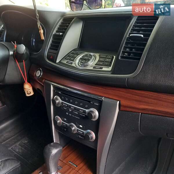 Седан Nissan Teana 2010 в Каменском