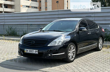 Седан Nissan Teana 2012 в Киеве