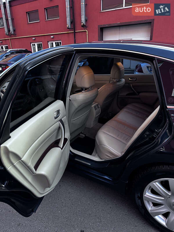 Седан Nissan Teana 2011 в Кривому Розі