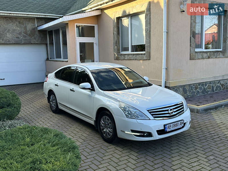 Седан Nissan Teana 2013 в Вінниці