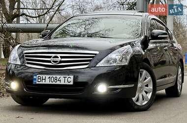 Седан Nissan Teana 2011 в Одессе