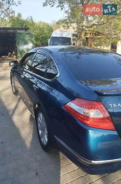 Седан Nissan Teana 2008 в Умани