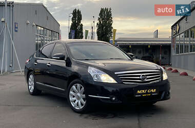Седан Nissan Teana 2012 в Киеве