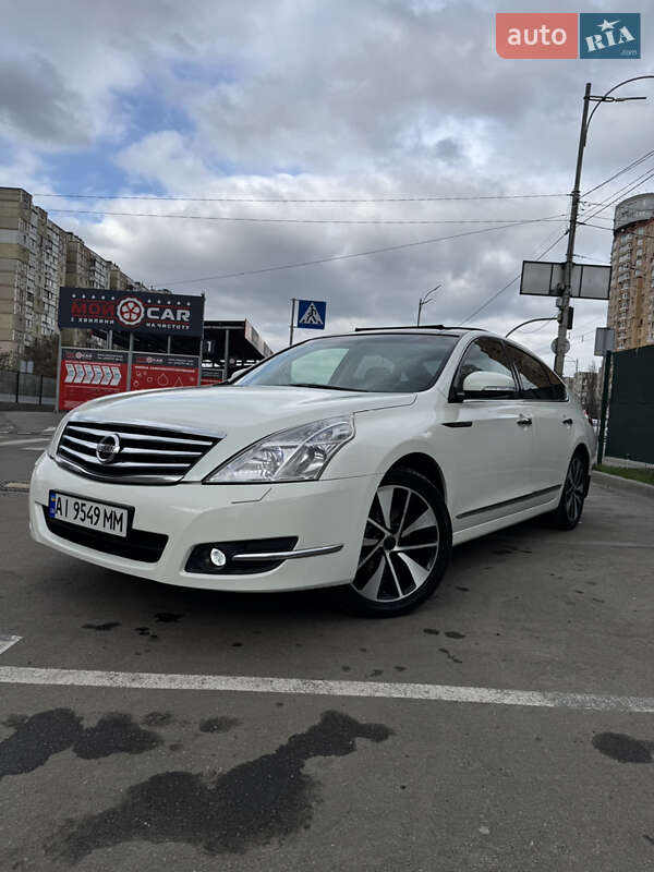 Nissan Teana 2012