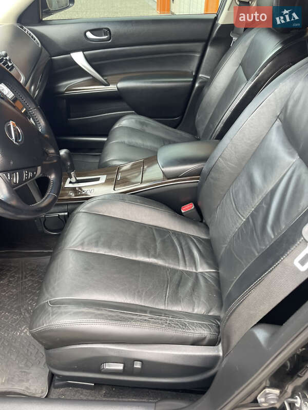 Седан Nissan Teana 2012 в Луцьку