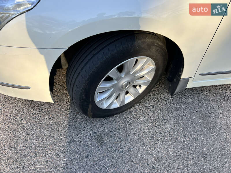 Седан Nissan Teana 2012 в Черкасах