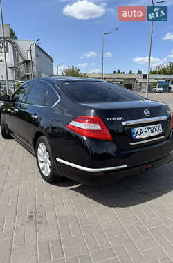 Седан Nissan Teana 2008 в 