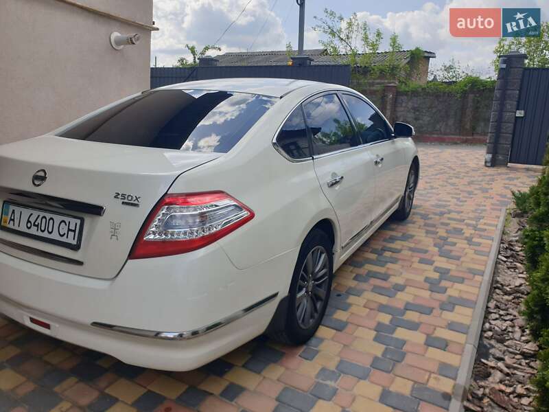 Седан Nissan Teana 2013 в Вишгороді