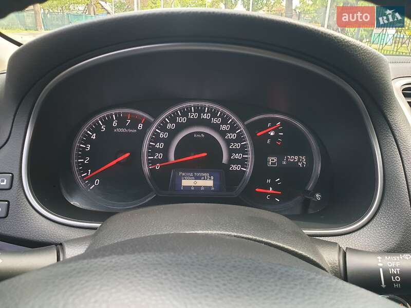 Седан Nissan Teana 2013 в Вишгороді