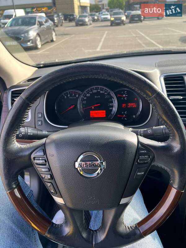 Седан Nissan Teana 2011 в Киеве