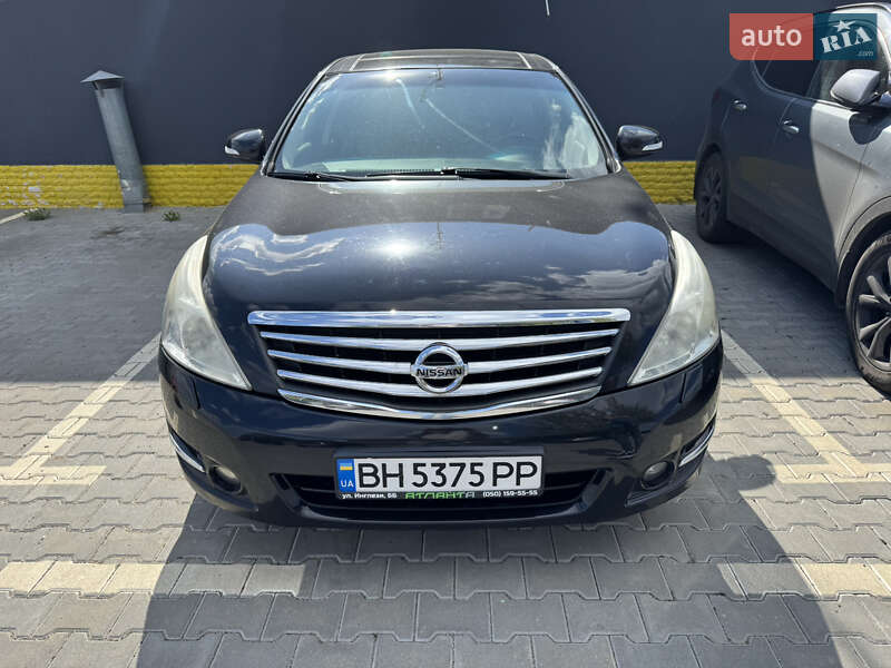 Nissan Teana 2010