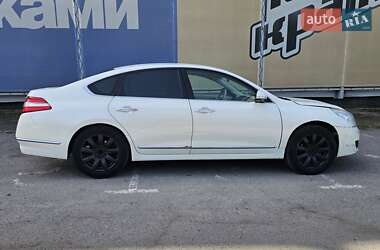 Седан Nissan Teana 2011 в 