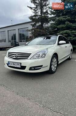 Седан Nissan Teana 2010 в Києві