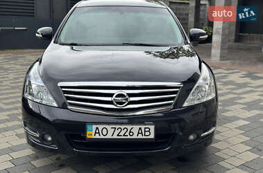 Седан Nissan Teana 2012 в 